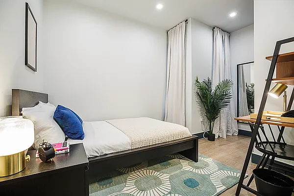 Rented by June | media 16