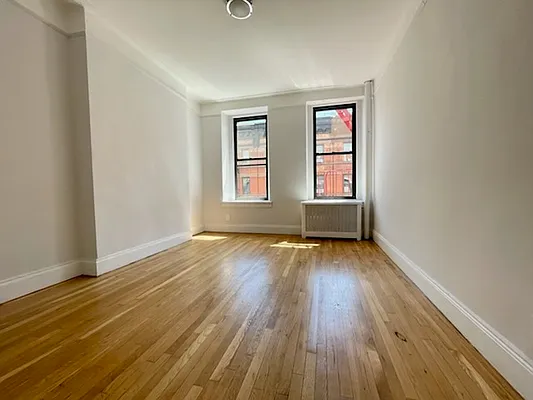 Rented by Highline Residential | media 8