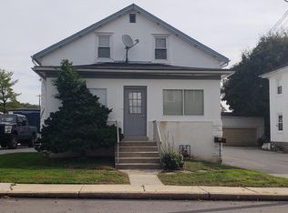 35 Grove Ave APT 2, Devon, PA 19333