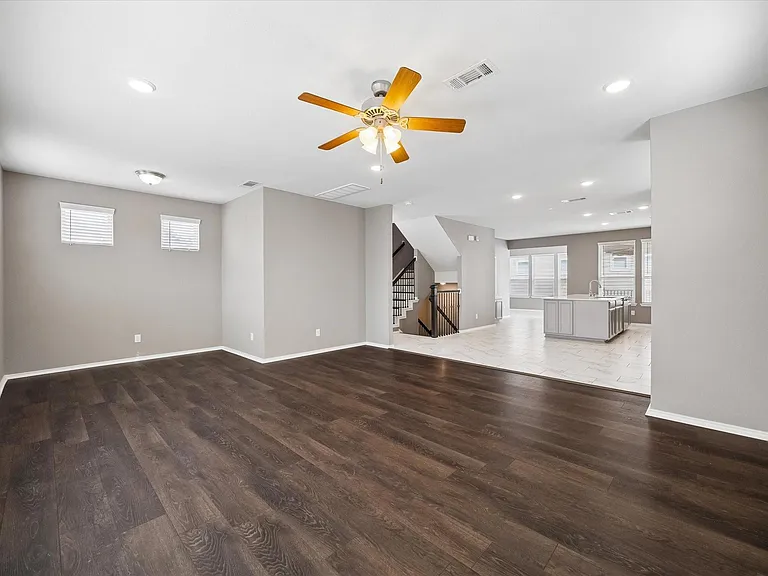 8612 Cedardale Park Dr — Photo 4