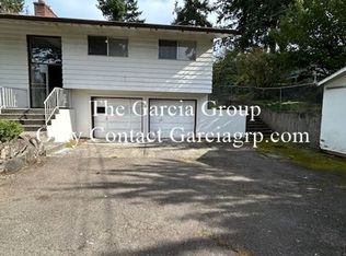 17050 SE Gurnee Ave, Gladstone, OR 97027