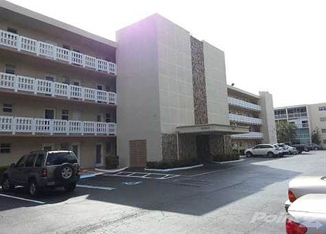 1st image of 1025 SE 2nd Ave APT 402