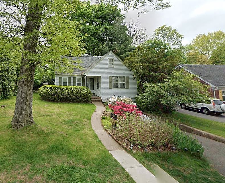 34 Crest Dr S Cresskill NJ 07626 Zillow