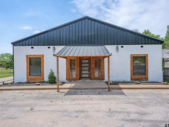 915 N Waldrip St, Grand Saline, TX 75140