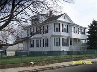 450 Charles St, Fall River, MA 02724