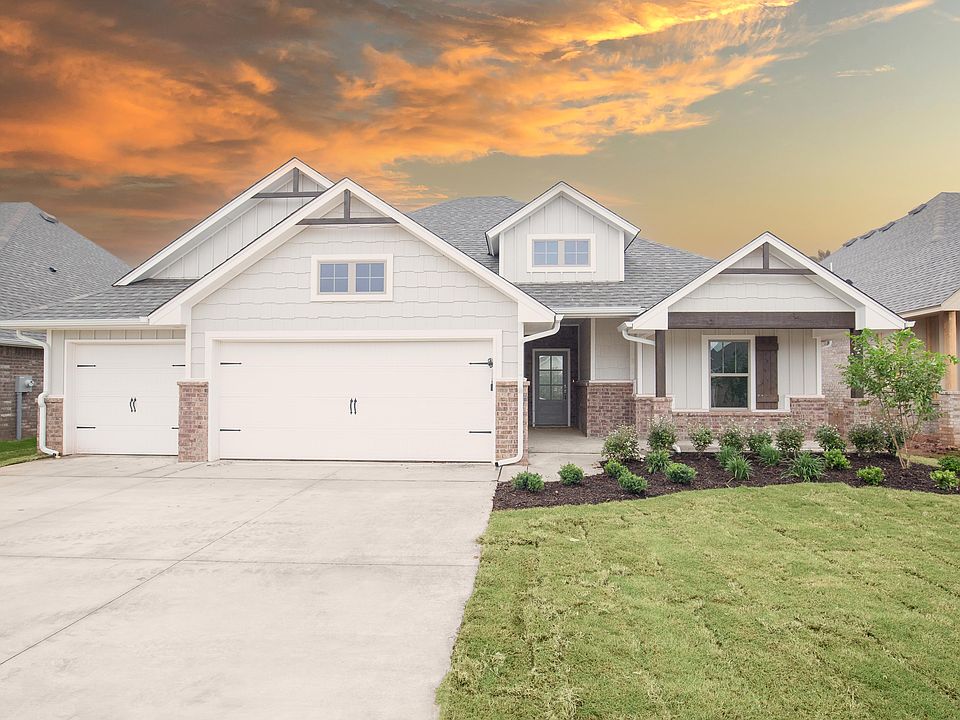 Homes by Taber Blue Spruce Plus Floor Plan - 16020 Coneflower Dr - Lone Oak North