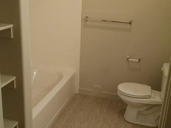 3rd image of 1081 W 993 N Unit 44