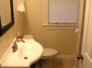 3712 Quincy St, Brentwood, MD 20722