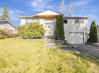 8432 NE 145th St, Kenmore, WA 98028