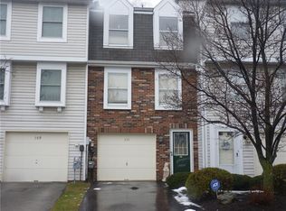 111 Rossmor Ct, Pittsburgh, PA 15229