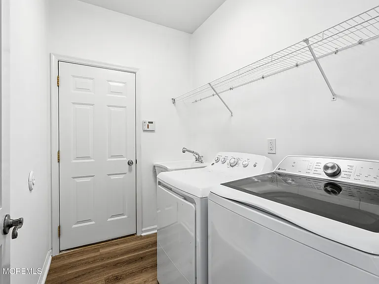 10 Etty Ct — Photo 43