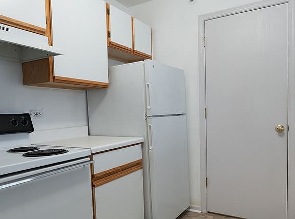 3rd image of 1414 W Clear Water Cir Unit 2G