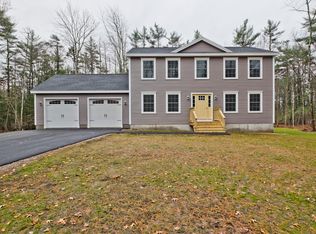 3 Abenaki Dr, Windham, ME 04062