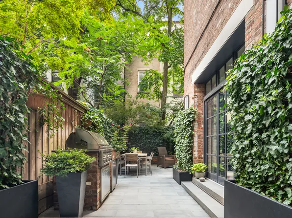 44 West 90th Street image 4 of 23