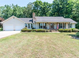 881 Harris Lord Cemetery Rd, Commerce, GA 30530