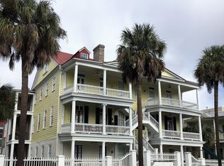 212 Calhoun St APT C, Charleston, SC 29401