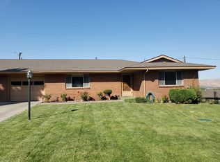 625 Estee Ct, Yakima, WA 98908