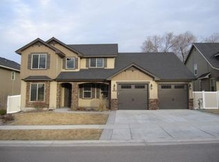 452 E Sunrise Rim Rd, Nampa, ID 83686