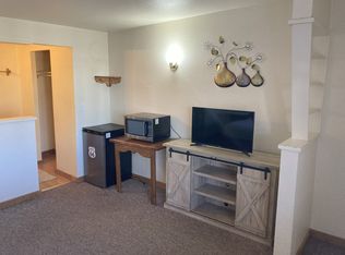 902 W Hopi Dr #2, Holbrook, AZ 86025