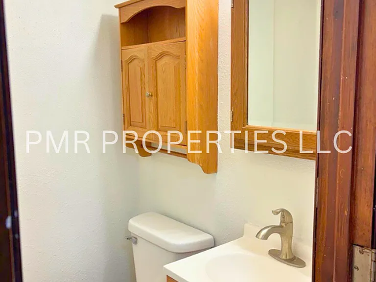 400 E Coolbaugh St — Photo 7