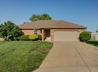 6002 N 9th Ave, Ozark, MO 65721