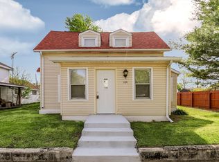 104 S Broad St, Mooreland, IN 47360
