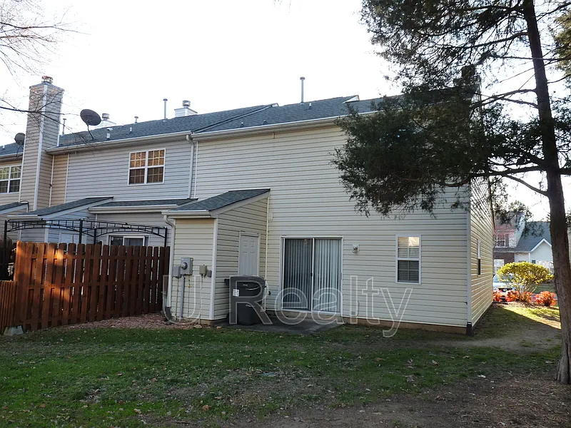 Building Photo - 2205 Cigar Ct