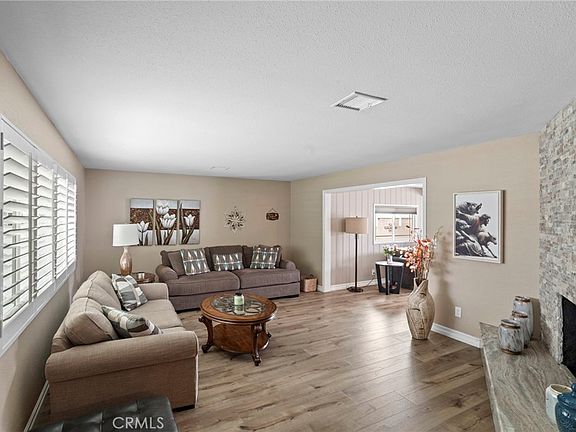 5th image of 1382 N Ukiah Way