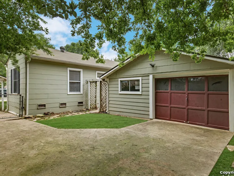 415 N Meadowlane Dr — Photo 17