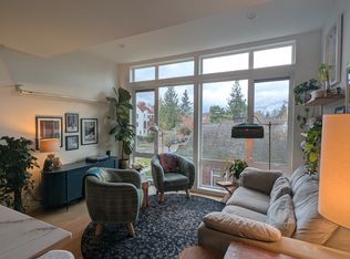 1604 E Thomas St, Seattle, WA 98112