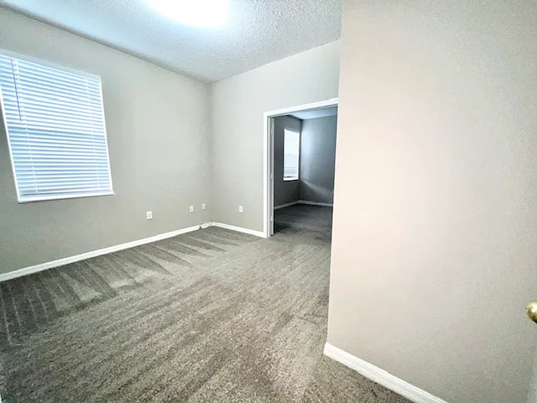 9240 Black Hawk Ct — Photo 31