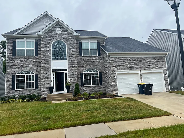 301 Wingfoot Ct #3 — Photo 1