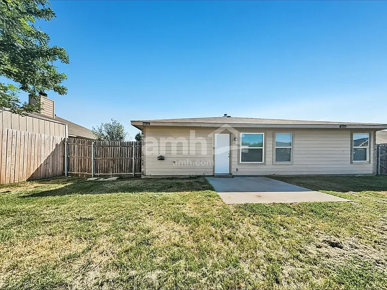 205 Sanctuary Way — Photo 16
