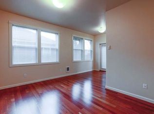4405 NE Hoyt St #101, Portland, OR 97213