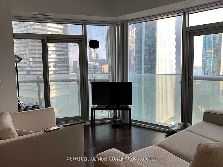 14 York St #1502 — Photo 16