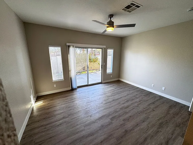2544 Golden Sands Dr — Photo 14