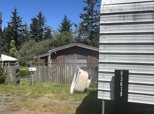 93619 Deerhaven Ln, North Bend, OR 97459