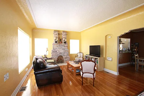 1120 Mesita Dr Photo 1