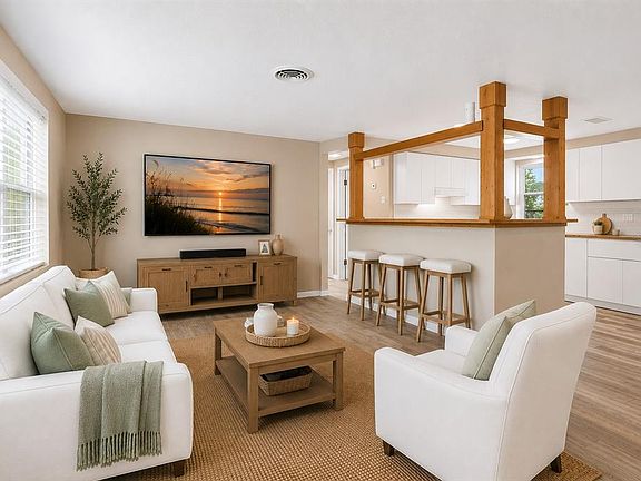 5th image of 5046 Farley Dr