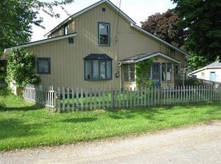 602 Parker St, Crystal, MI 48818