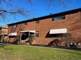 331 Kenridge Rd, Akron, OH 44333