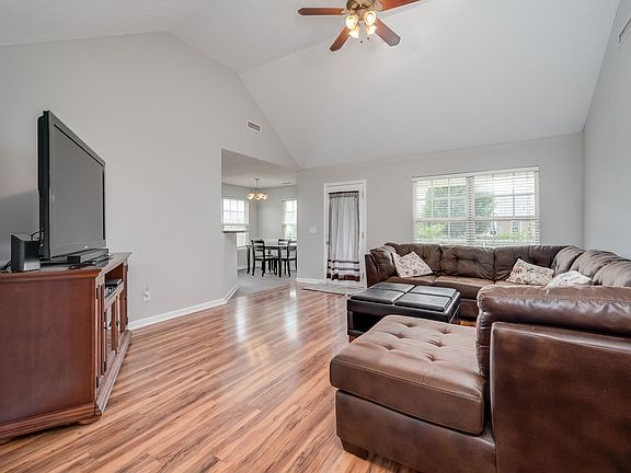 3rd image of 5011 Tricia Pl