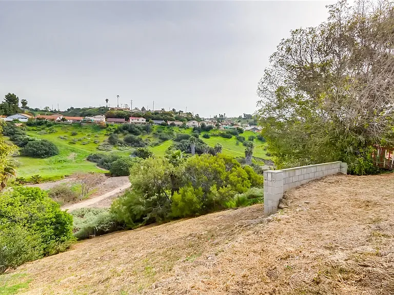 7215 Woodshawn Dr — Photo 9