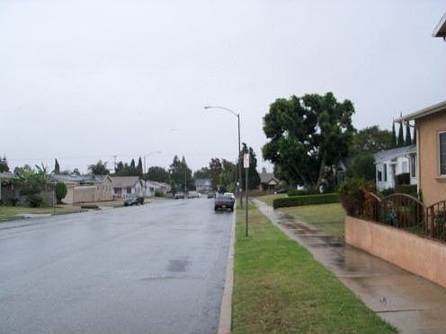 2nd image of 4000 W 63rd St