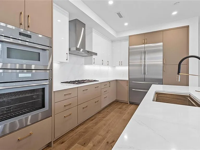 2425 Peachtree Rd NE #503 — Photo 7