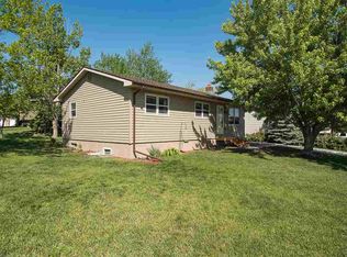 4025 Falcon Dr, Rapid City, SD 57701