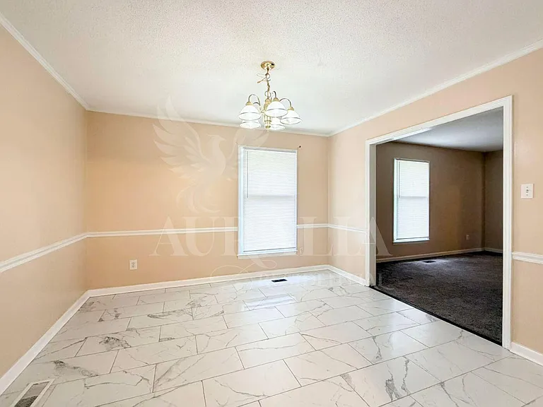 1408 Imperial Dr — Photo 4