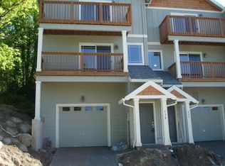 458 SE 2nd St, Troutdale, OR 97060