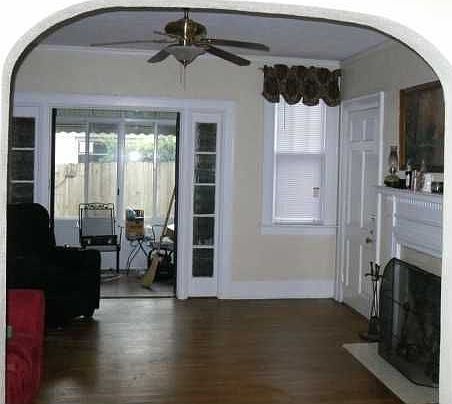 3rd image of 2309 Windsor Ave