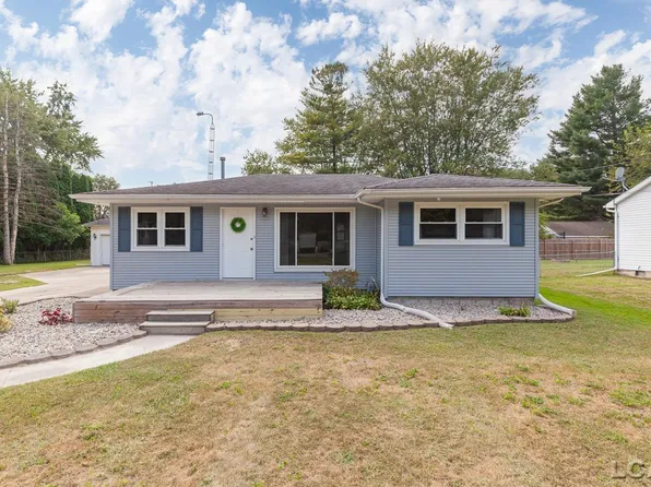 8019 McLain Ave, Lambertville, MI 48144